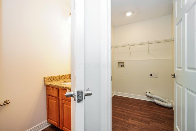 302 Triple Crown Way, Marysville, OH 43040