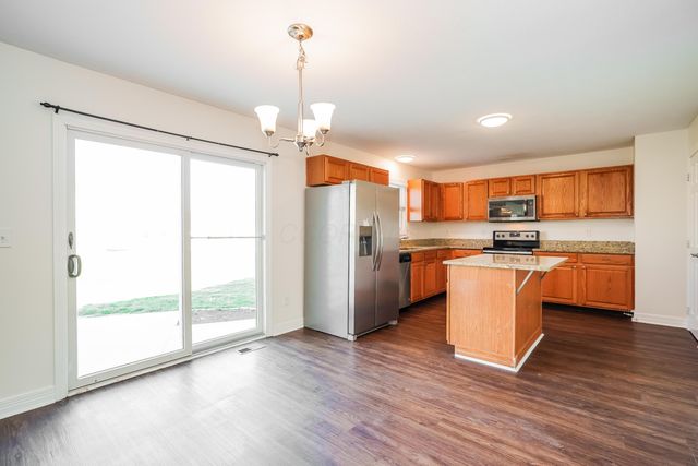 302 Triple Crown Way, Marysville, OH 43040