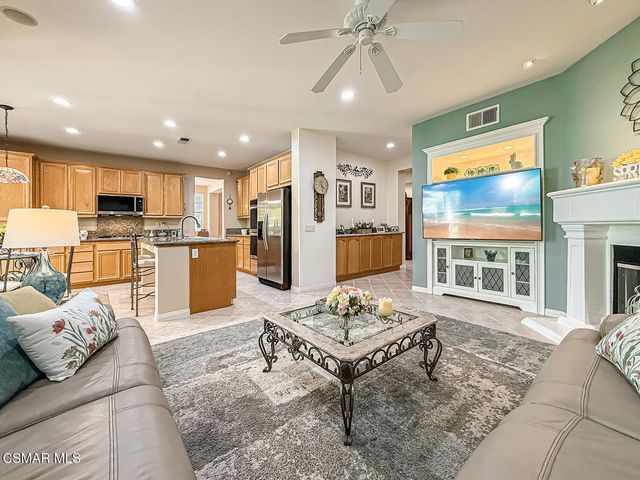 246 Via Felicia, Newbury Park, CA 91320