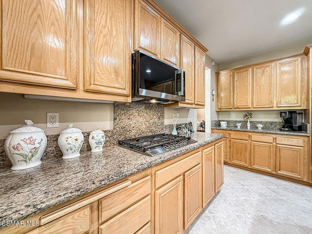 246 Via Felicia, Newbury Park, CA 91320