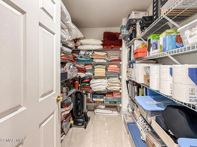 246 Via Felicia, Newbury Park, CA 91320