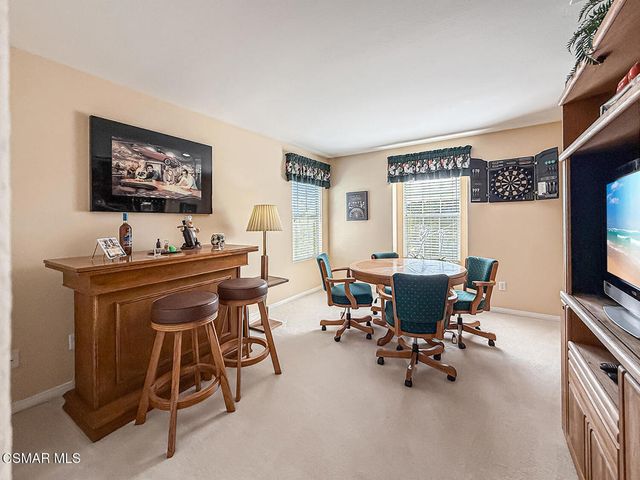 246 Via Felicia, Newbury Park, CA 91320