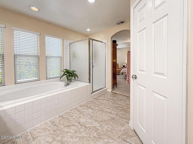 246 Via Felicia, Newbury Park, CA 91320