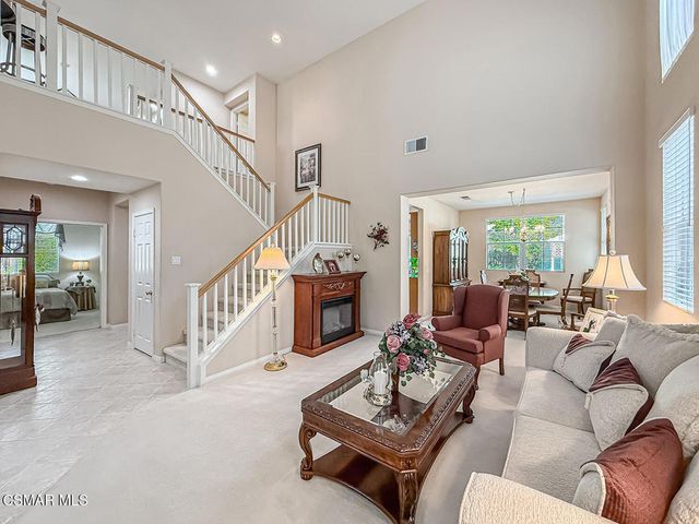 246 Via Felicia, Newbury Park, CA 91320