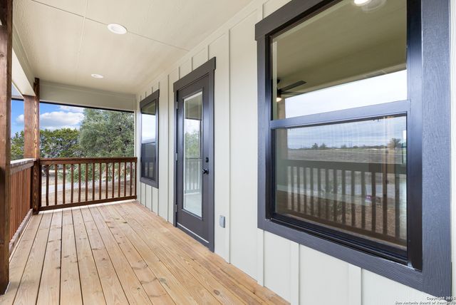 181 Deerwood Circle, Bandera, TX 78003