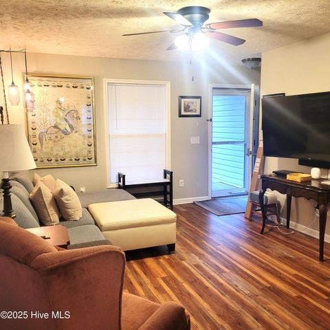 820 N Bennett Street, Southern Pines, NC 28387