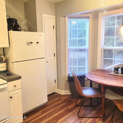 820 N Bennett Street, Southern Pines, NC 28387