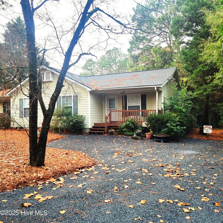820 N Bennett Street, Southern Pines, NC 28387