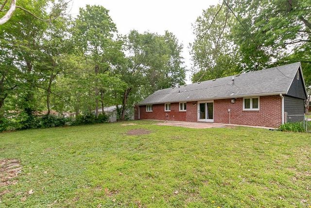 2313 Westchester Road, Lawrence, KS 66049