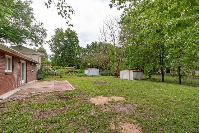 2313 Westchester Road, Lawrence, KS 66049