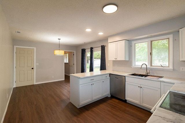 2313 Westchester Road, Lawrence, KS 66049