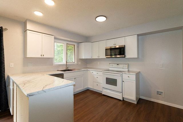 2313 Westchester Road, Lawrence, KS 66049