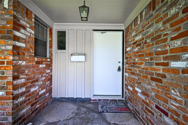 10318 Belfast Road, La Porte, TX 77571