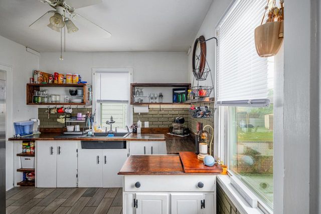 6206 33rd AVENUE, Kenosha, WI 53142