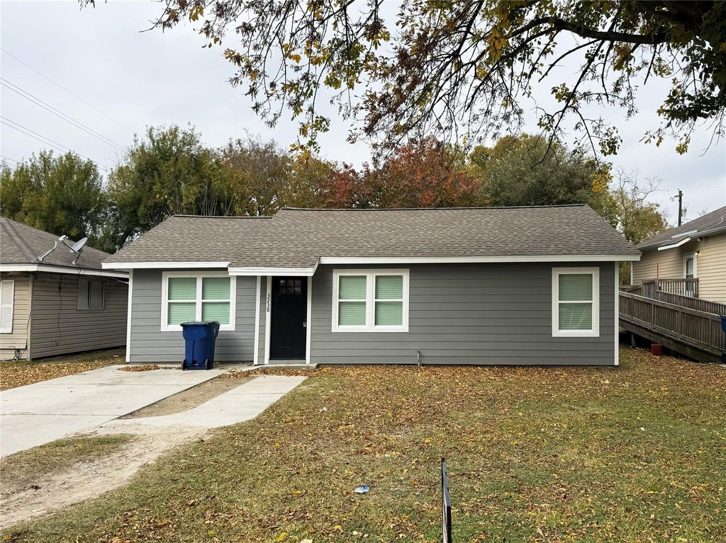 3238 Texas Avenue, Texas City, TX 77590