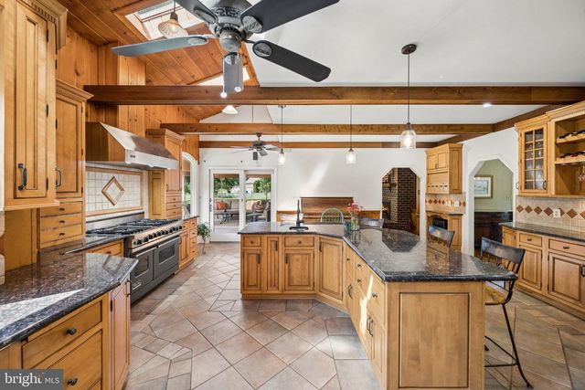 22400 ROLLING HILL LN, Laytonsville, MD 20882
