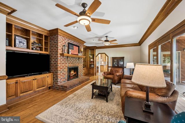 22400 ROLLING HILL LN, Laytonsville, MD 20882