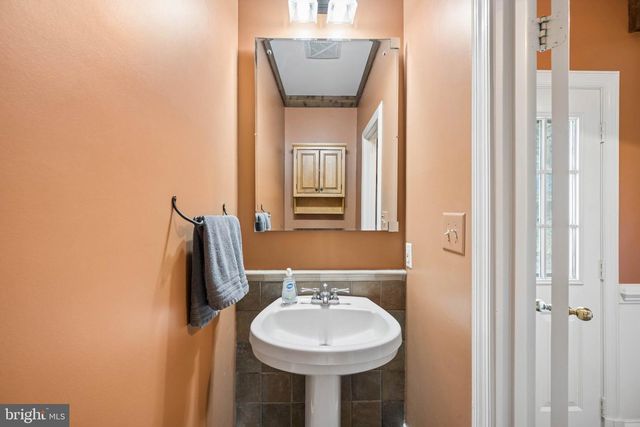 22400 ROLLING HILL LN, Laytonsville, MD 20882