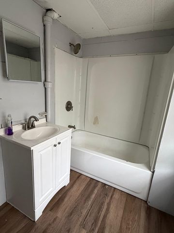 34 Enterprise St 2, Brockton, MA 02301