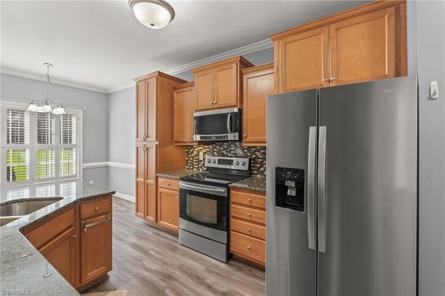 106 Stonegate Court, Reidsville, NC 27320