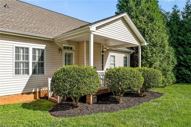 106 Stonegate Court, Reidsville, NC 27320