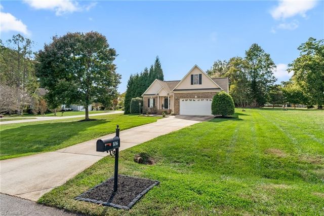 106 Stonegate Court, Reidsville, NC 27320