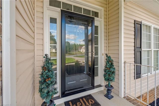 106 Stonegate Court, Reidsville, NC 27320