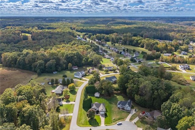 106 Stonegate Court, Reidsville, NC 27320