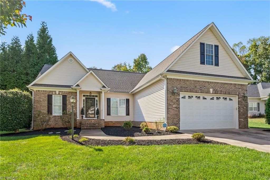 106 Stonegate Court, Reidsville, NC 27320
