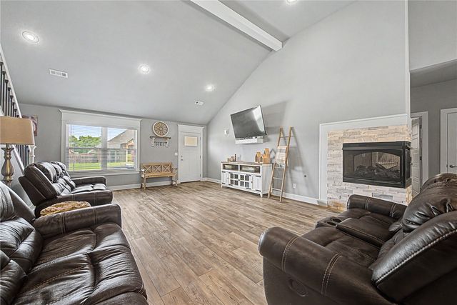455 Windgate Road, Farmington, AR 72730