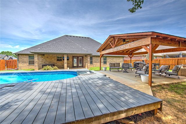455 Windgate Road, Farmington, AR 72730