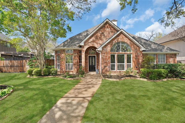 2930 Woodland Hills Drive, Grapevine, TX 76051