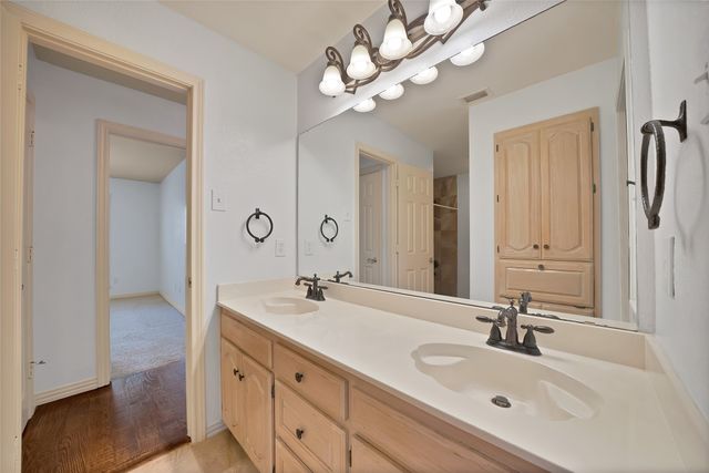 2930 Woodland Hills Drive, Grapevine, TX 76051