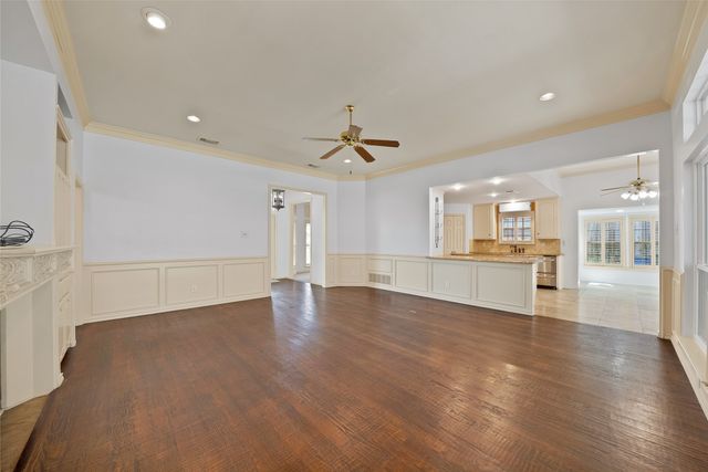 2930 Woodland Hills Drive, Grapevine, TX 76051