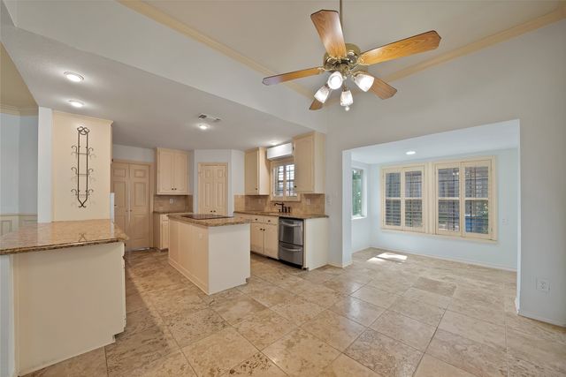 2930 Woodland Hills Drive, Grapevine, TX 76051