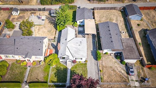 6825 S Lawrence Street, Tacoma, WA 98409