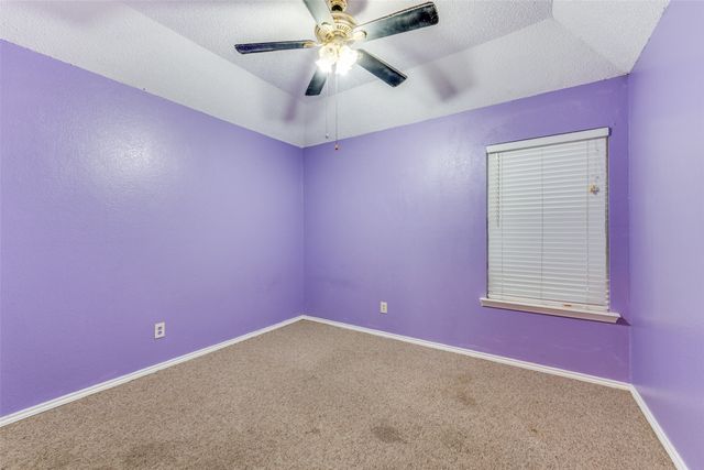 721 Deauville Drive, Fort Worth, TX 76108