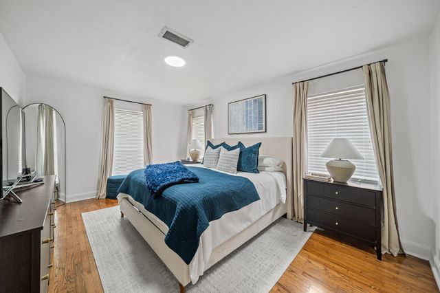 10011 Westview Drive, Houston, TX 77055