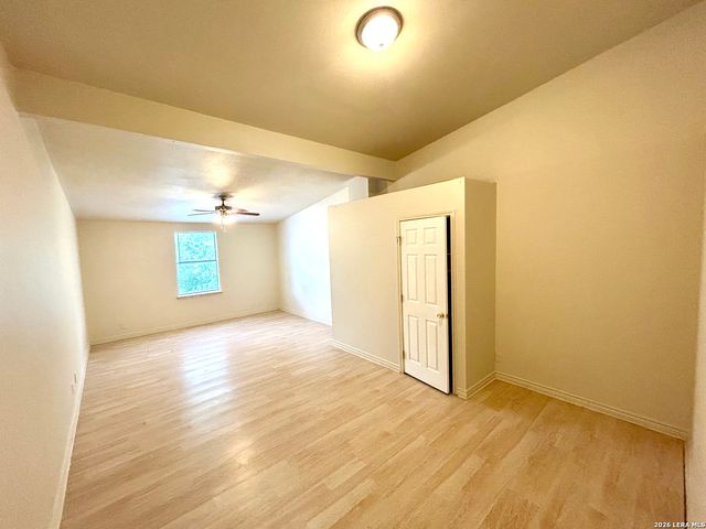 6815 Stockport, San Antonio, TX 78239