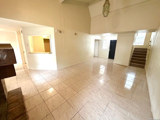 6815 Stockport, San Antonio, TX 78239