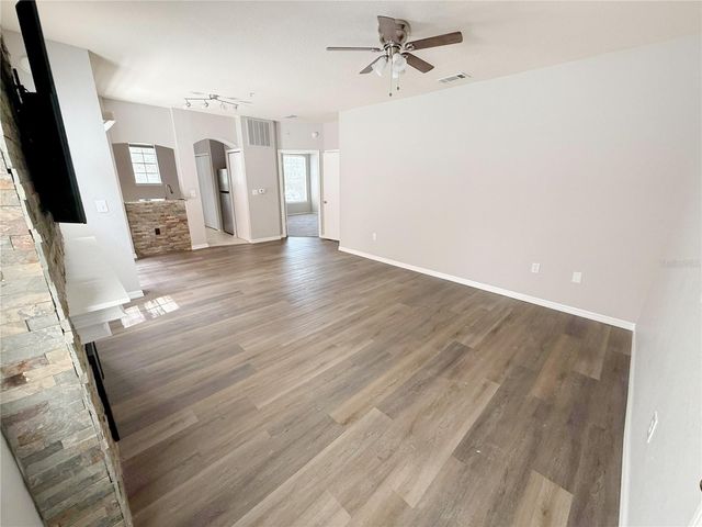 107 VISTA VERDI CIRCLE 213, Lake Mary, FL 32746