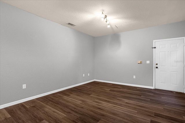 107 VISTA VERDI CIRCLE 213, Lake Mary, FL 32746