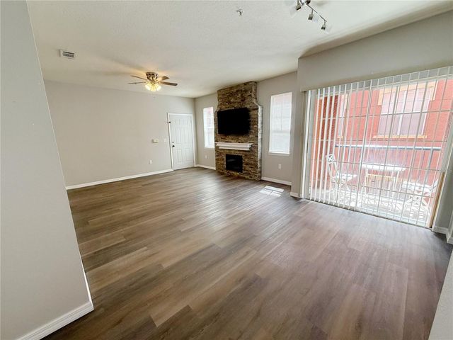 107 VISTA VERDI CIRCLE 213, Lake Mary, FL 32746