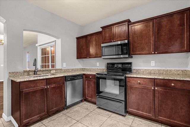 107 VISTA VERDI CIRCLE 213, Lake Mary, FL 32746