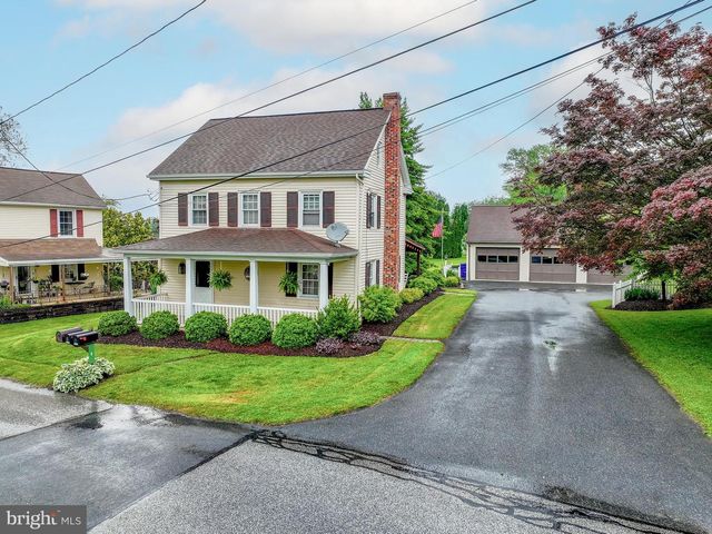 8 KREIDER AVENUE, Willow Street, PA 17584