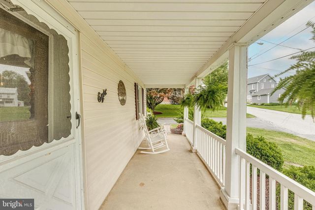 8 KREIDER AVENUE, Willow Street, PA 17584