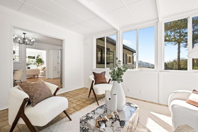 1135 Valencia Way, Pacifica, CA 94044