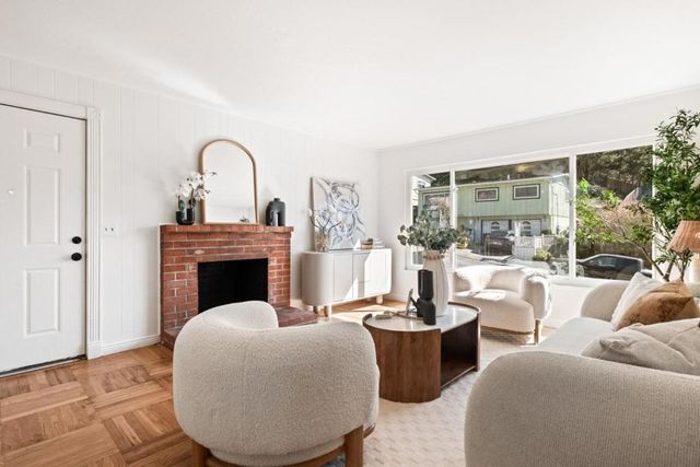 1135 Valencia Way, Pacifica, CA 94044