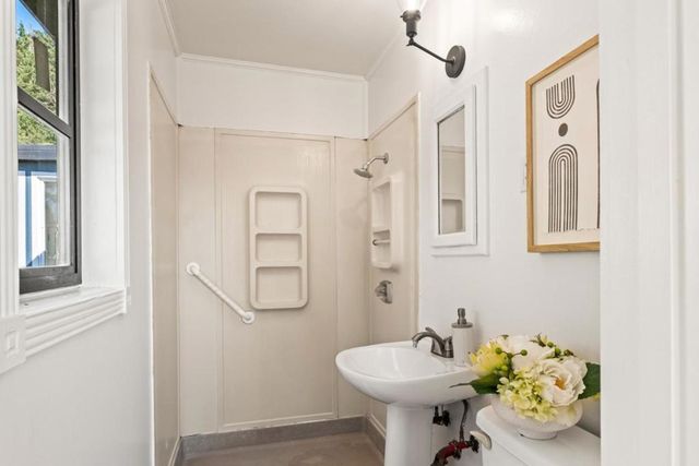 1135 Valencia Way, Pacifica, CA 94044