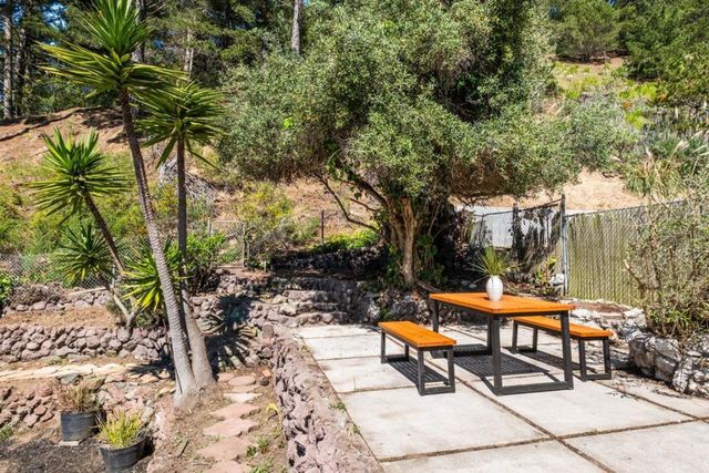 1135 Valencia Way, Pacifica, CA 94044